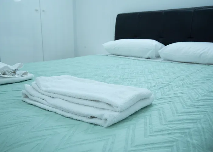 Flisvos Apartmán *