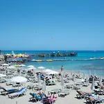 佛斯霍斯海滩公寓 公寓 *