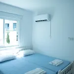 Flisvos Beach Apartment