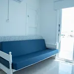 Flisvos شقة *